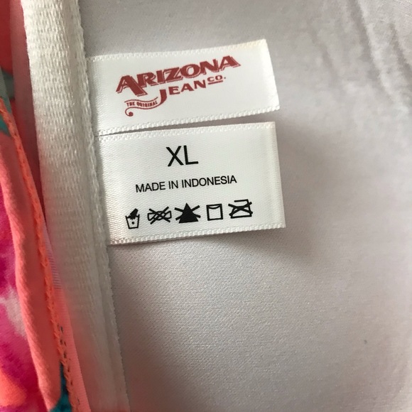 New!  Arizona Swim Top. Size  XL NWOT! - Picture 4 of 4